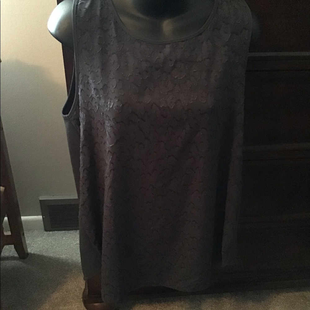 NWT blue tank